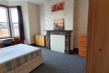 3 bed flat, Lonsdale Terrace, Jesmond, Newcastle, NE23HQ - Image 6